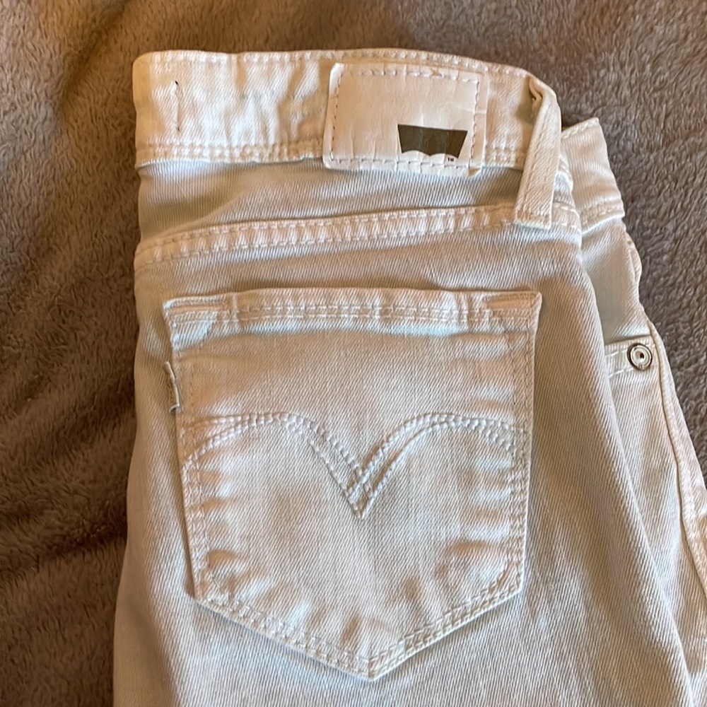 White Denim Levi’s - Picture 2 of 6